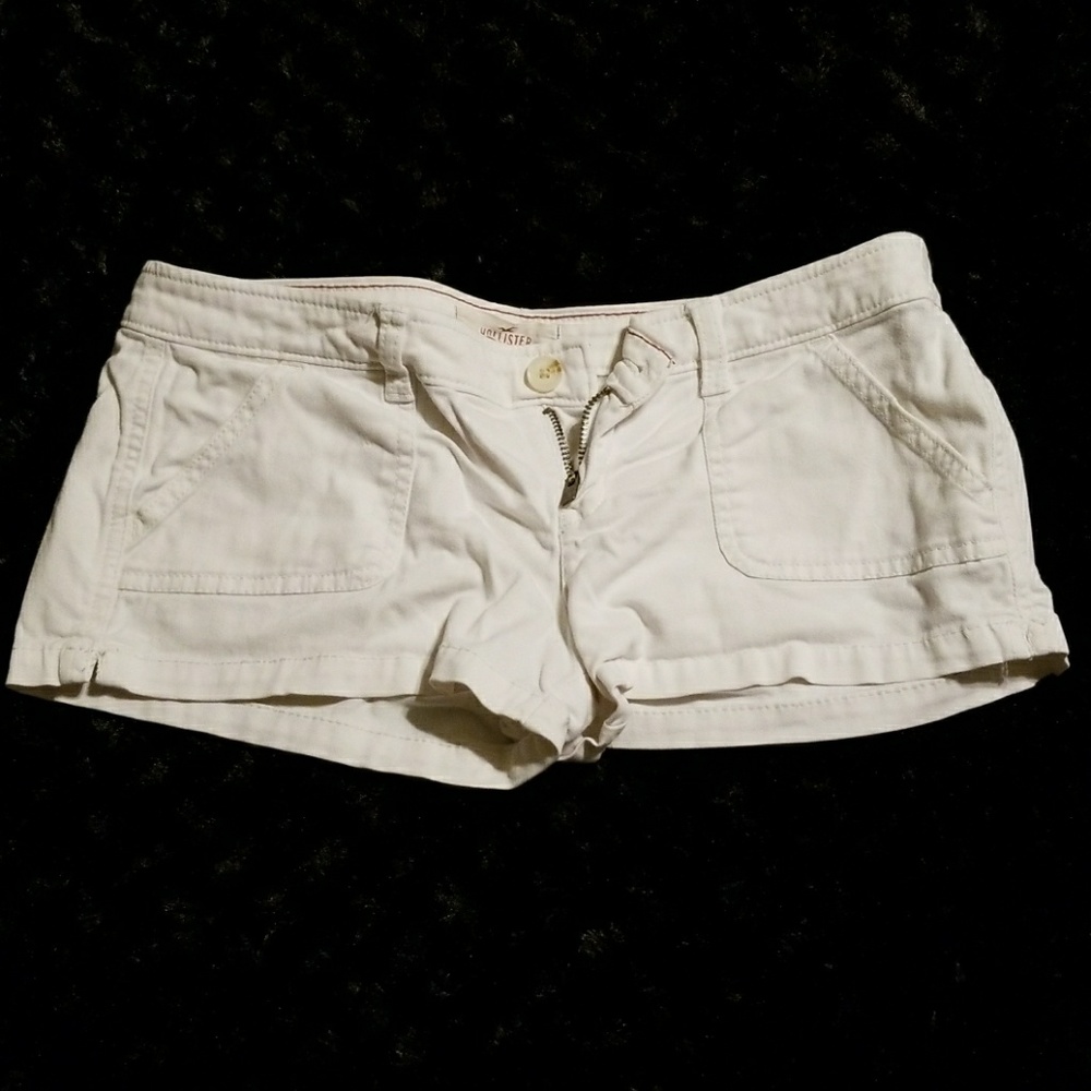 White low rise Hollister stretch shorts